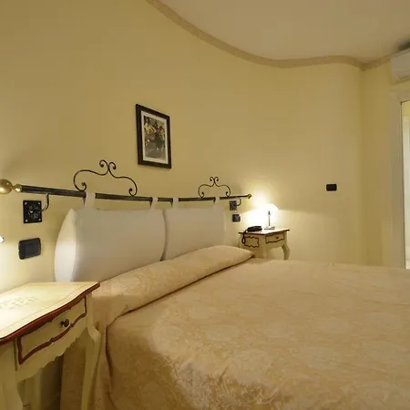 Hotel Relais Du Desenzano del Garda