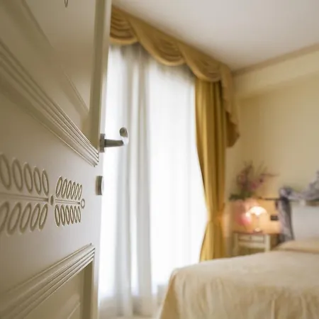 Relais Du 4* Desenzano del Garda