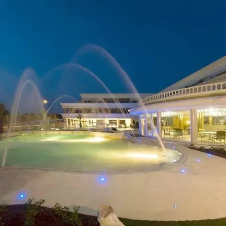 Relais Du Hotel 4*